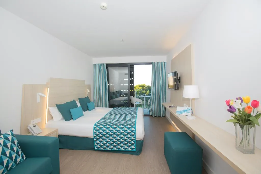 JUNIOR SUITE WITH JACUZZI Room, Hotel Luxor, Majorca