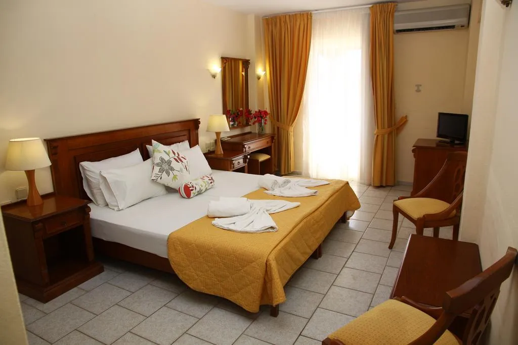 FAMILY ROOM STANDARD Room, Alexander House, Crete