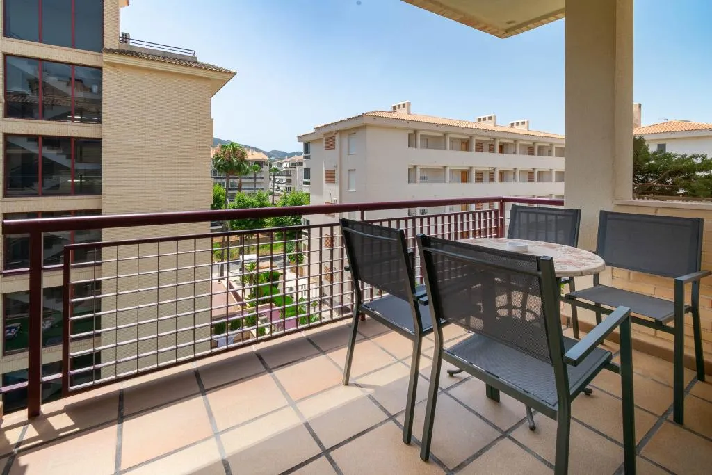APARTMENT CAPACITY 4 TWO BEDROOMS Room, Albir Confort Avenida Apartamentos, Costa Blanca