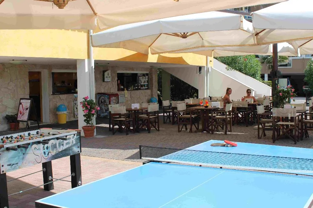 Sports and Entertainment, Hotel Bellevue, Venice