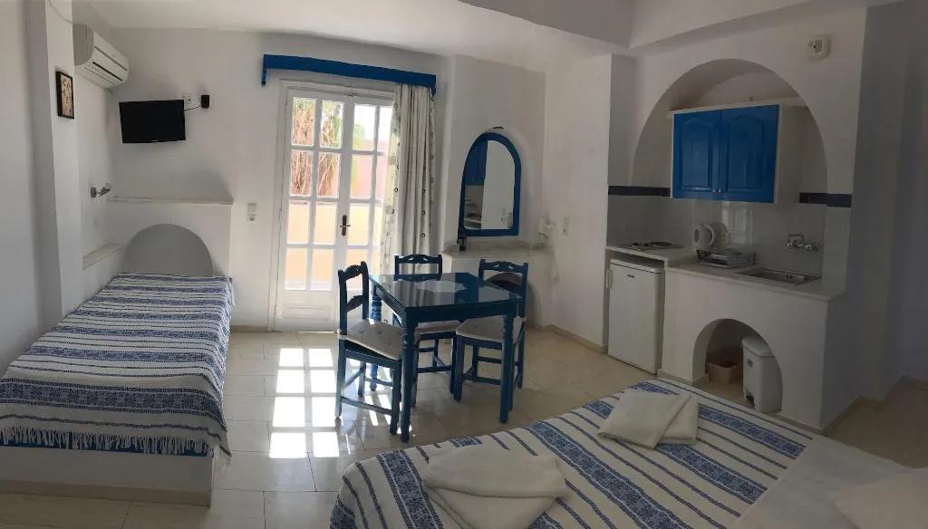 Room, Dioskouri Art Villas, Santorini