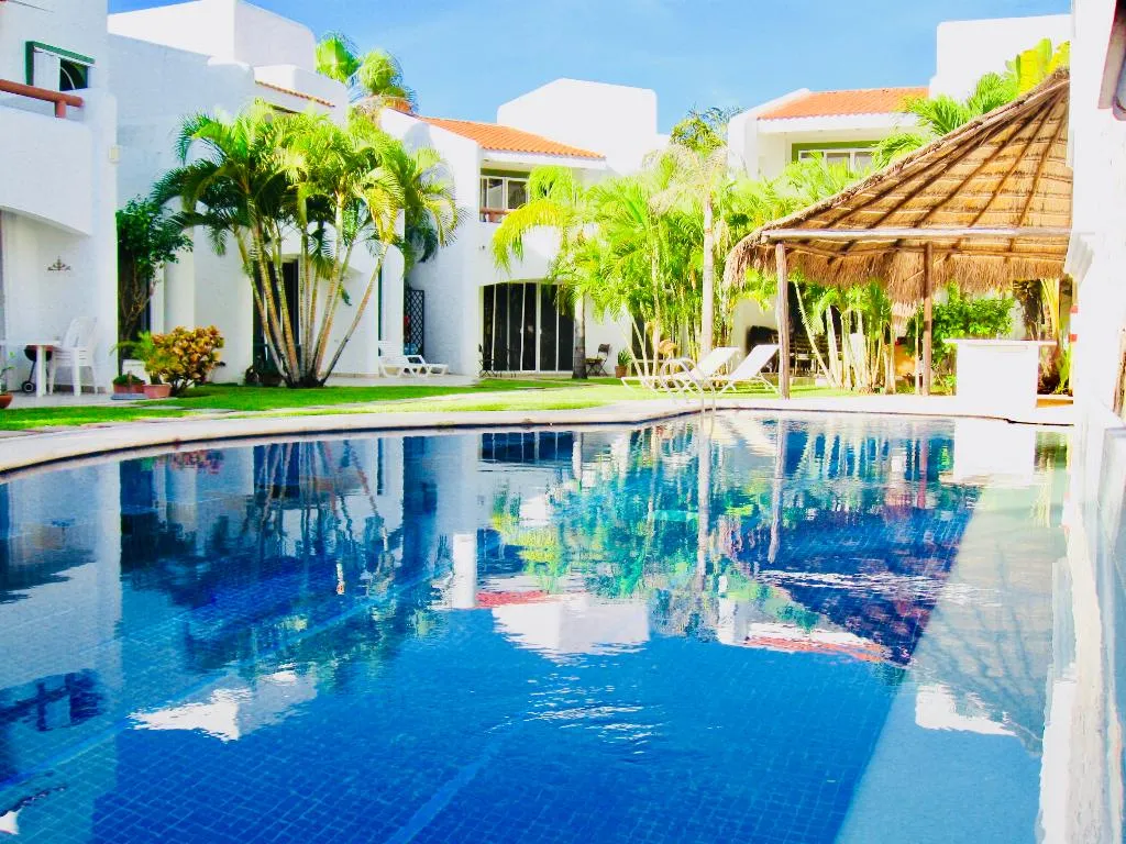 DOUBLE QUEEN SIZE BED Room, Dolce Vita Caribe B&B, Playa Del Carmen