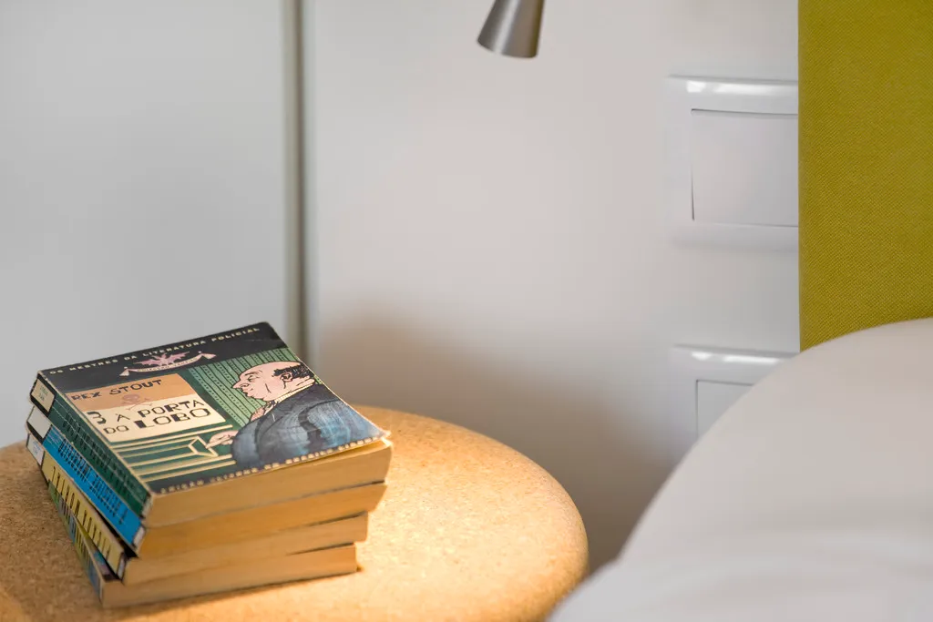 STUDIO SUPERIOR Room, Lisbon Serviced Apartments - Ascensor da Bica, Lisbon