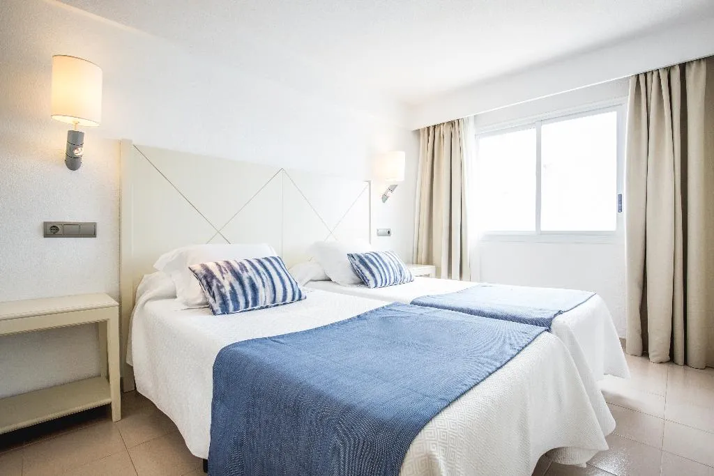 APARTMENT STANDARD Room, Blau Punta Reina Resort, Majorca