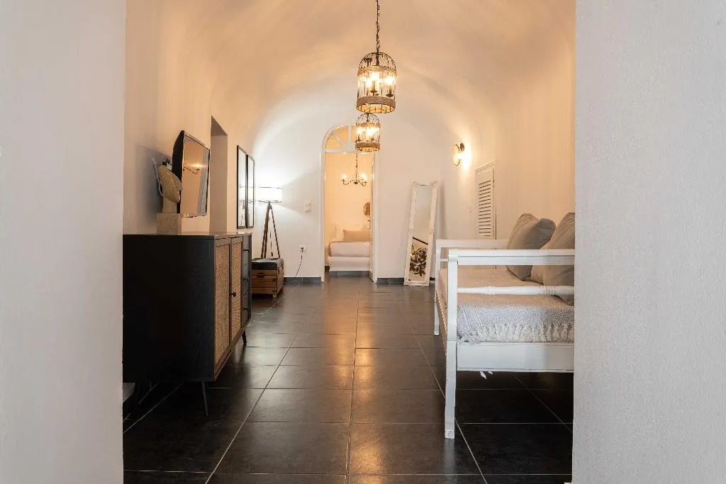 SUITE DELUXE Room, La Roka Cliffside Memories, Santorini
