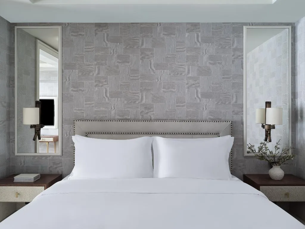 JUNIOR SUITE CAPACITY 3 Room, Electra Palace Athens, Athens