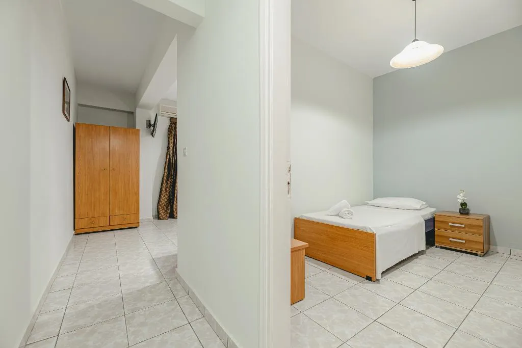 TRIPLE STANDARD Room, Christina Apartments, Zante