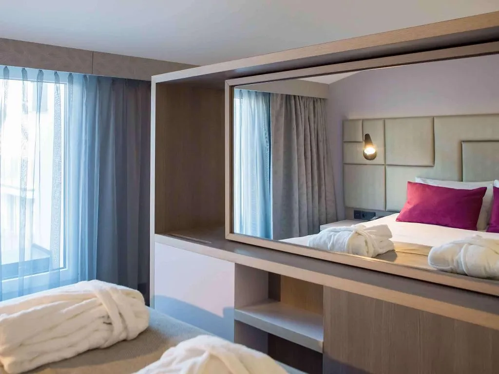 JUNIOR SUITE WITH TERRACE Room, Mercure Krakow Stare Miasto, Krakow