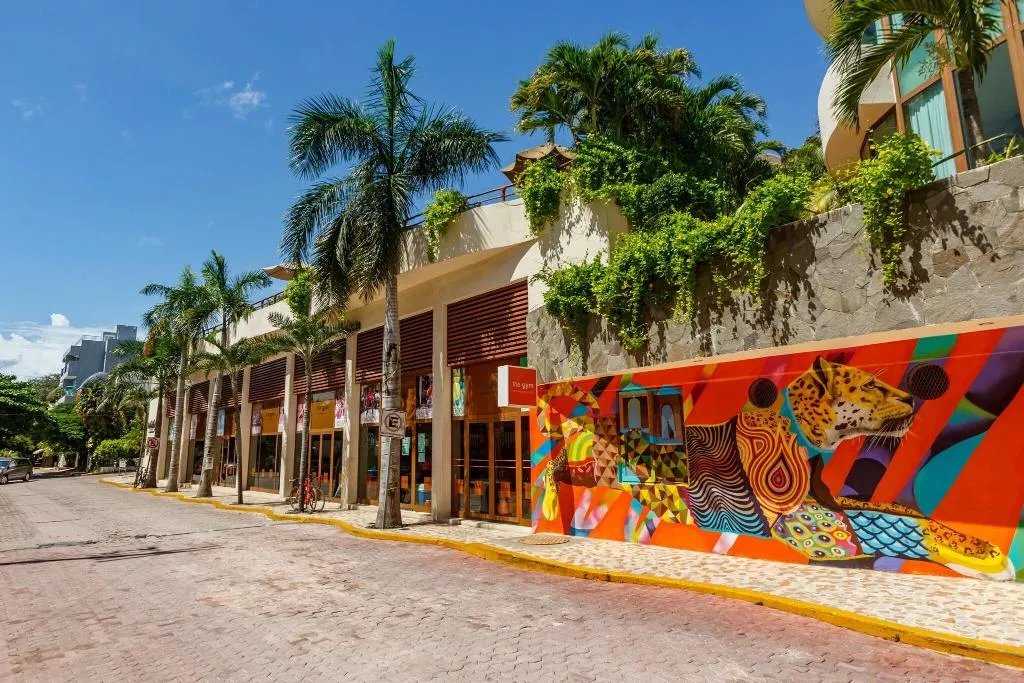Sports and Entertainment, El Taj Ocean Front and Beachside Condo Hotel, Playa Del Carmen