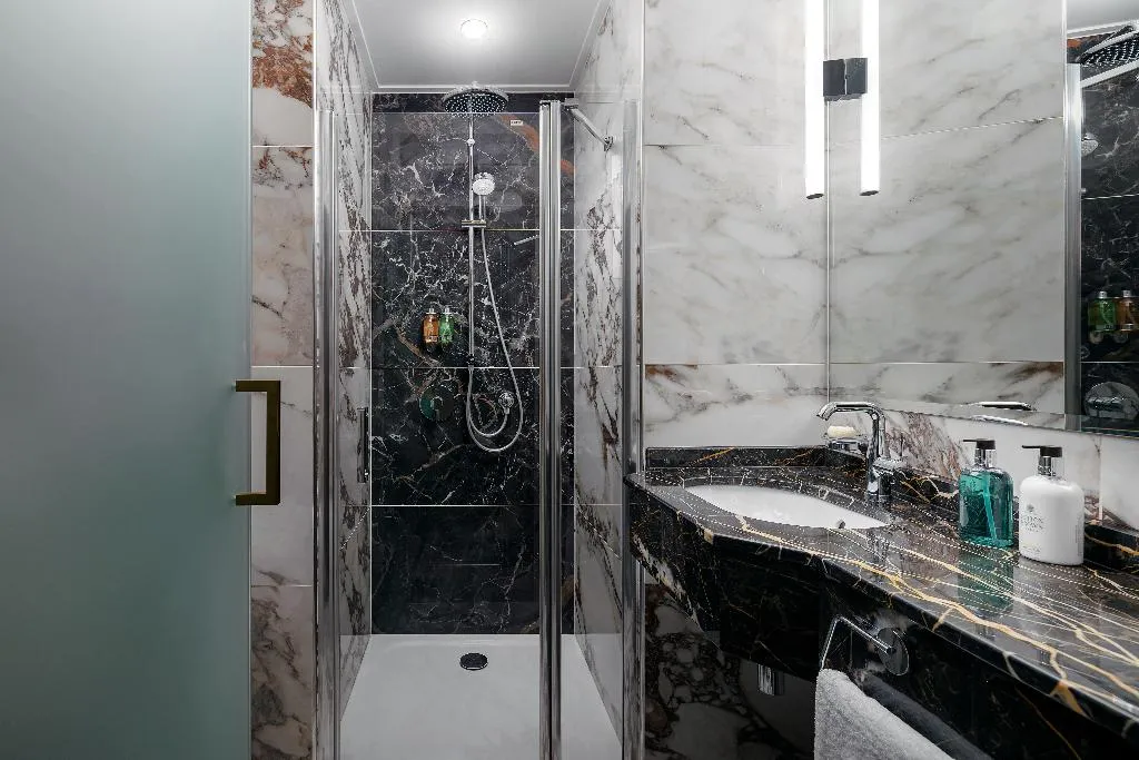 DOUBLE DELUXE Room, Allure Hotel & Residence Prague, Prague