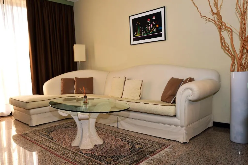Room, Hotel Diamante, Milan