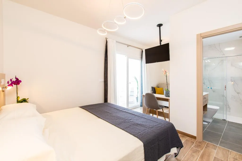 JUNIOR SUITE DELUXE WITH TERRACE Room, Suncanarias Hotel Adeje Plazas, Tenerife