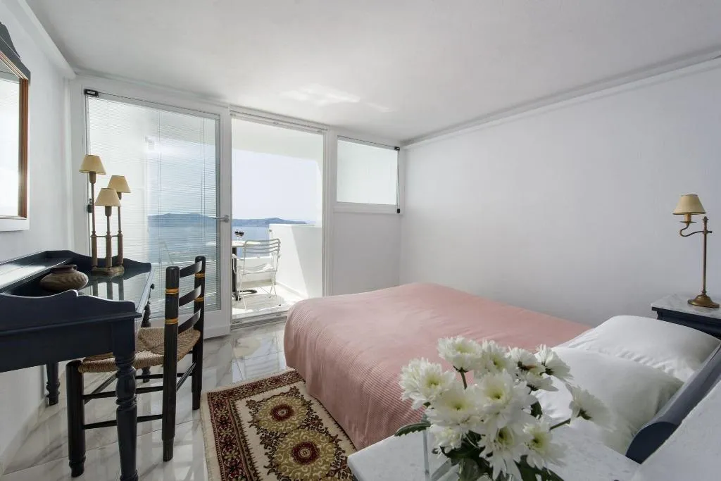 Room, Villa Renos, Santorini
