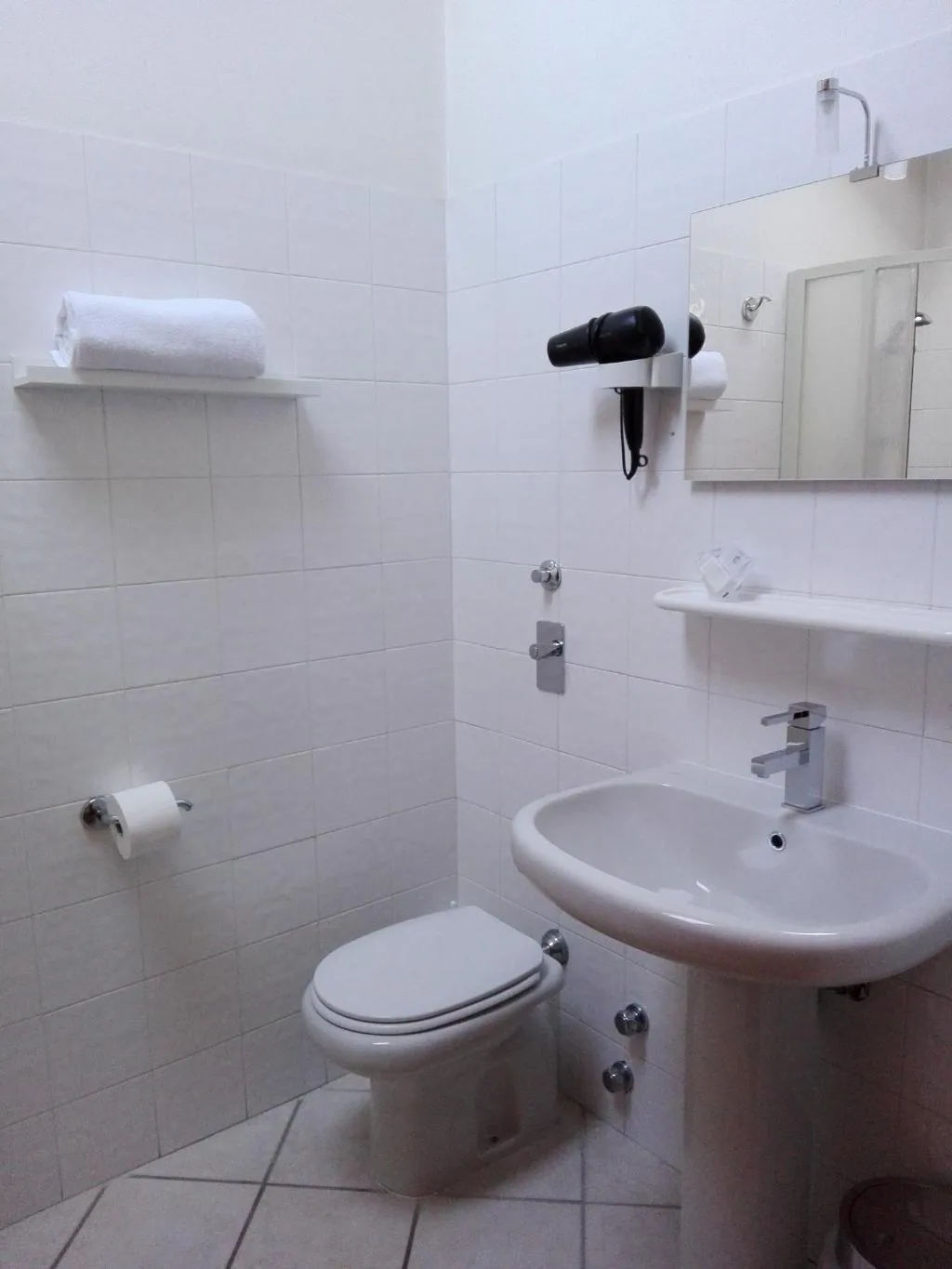 SINGLE STANDARD Room, Bert Hotel, Milan