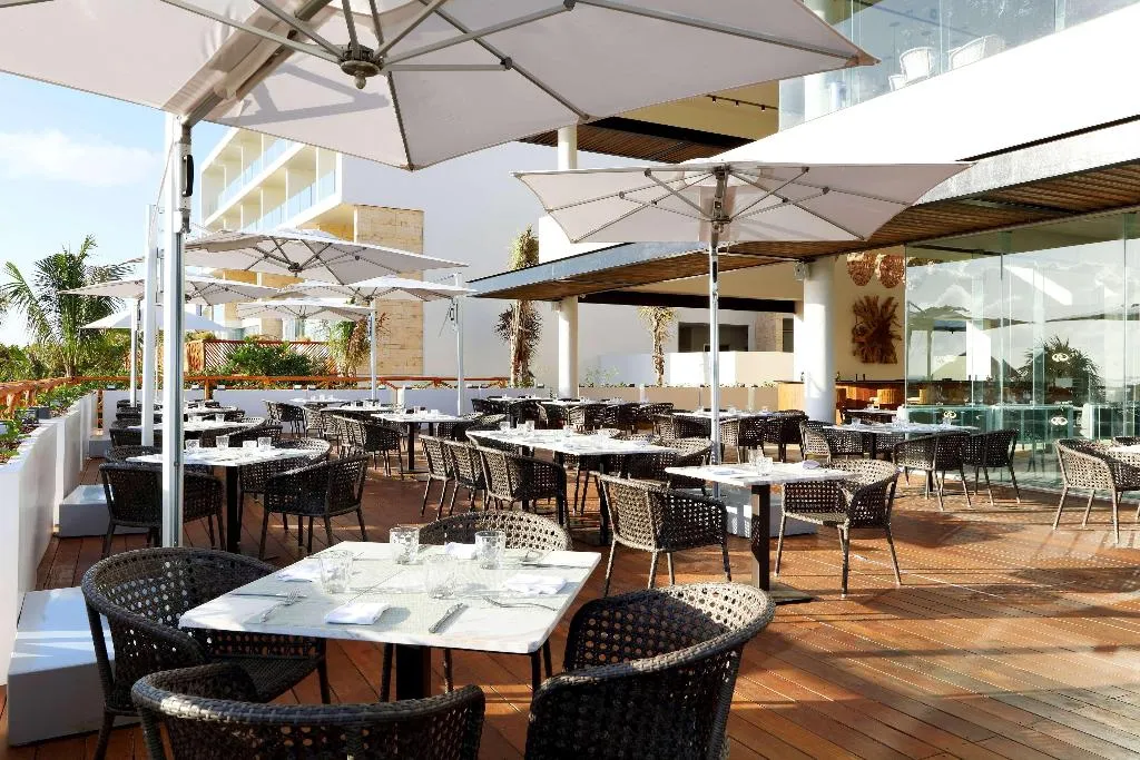Restaurant, Grand Palladium Select Costa Mujeres - All Inclusi, Cancun Area
