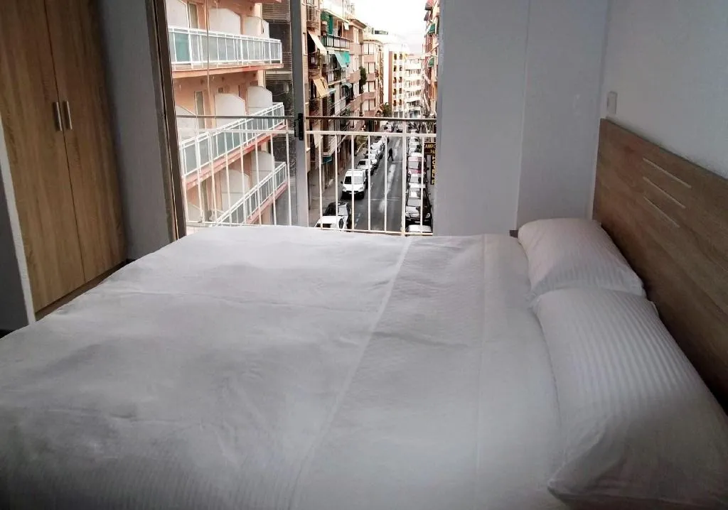 Room, Asturias, Costa Blanca