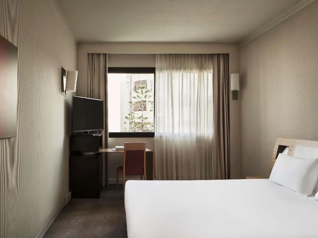 Double or Twin STANDARD Room, Novotel Athenes, Athens