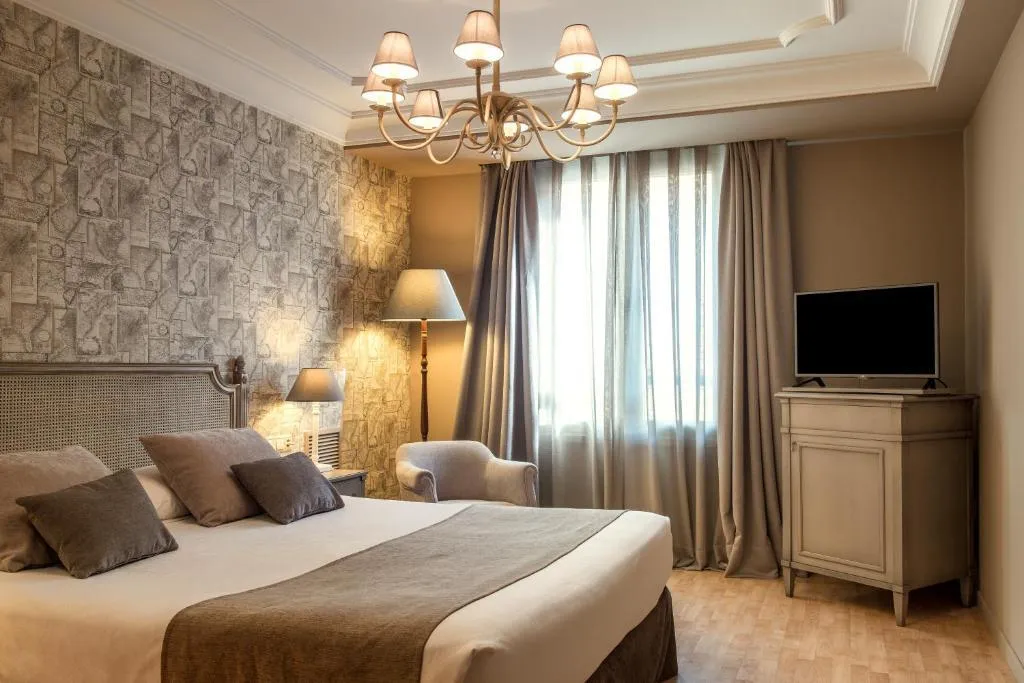 DOUBLE SINGLE USE SUPERIOR Room, Vincci Lys, Valencia