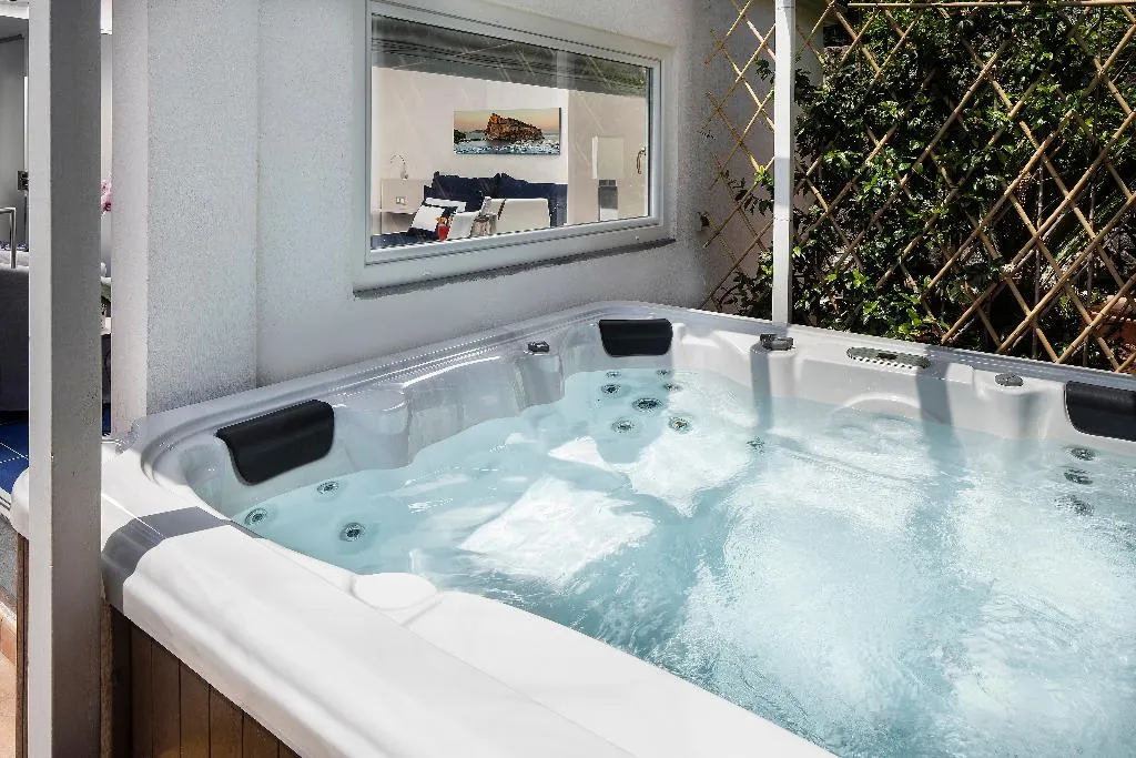 SUITE DELUXE ONE BED Room, Grifo Hotel Charme&SPA, Naples