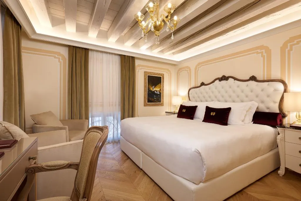 DOUBLE PRESTIGE Room, Palazzo Giovanelli e Gran Canal, Venice