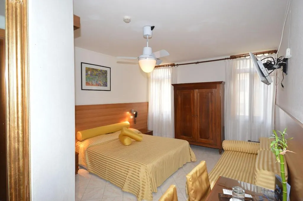 Room, Albergo Marin, Venice
