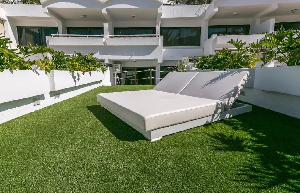 SUITE DELUXE WITH JACUZZI Room, Apartamentos Portonovo, Gran Canaria