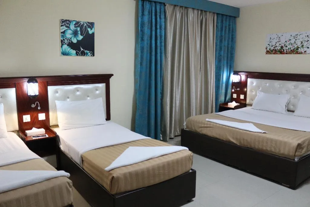 FAMILY ROOM CAPACITY 4 Room, Mariana Hotel, Dubai
