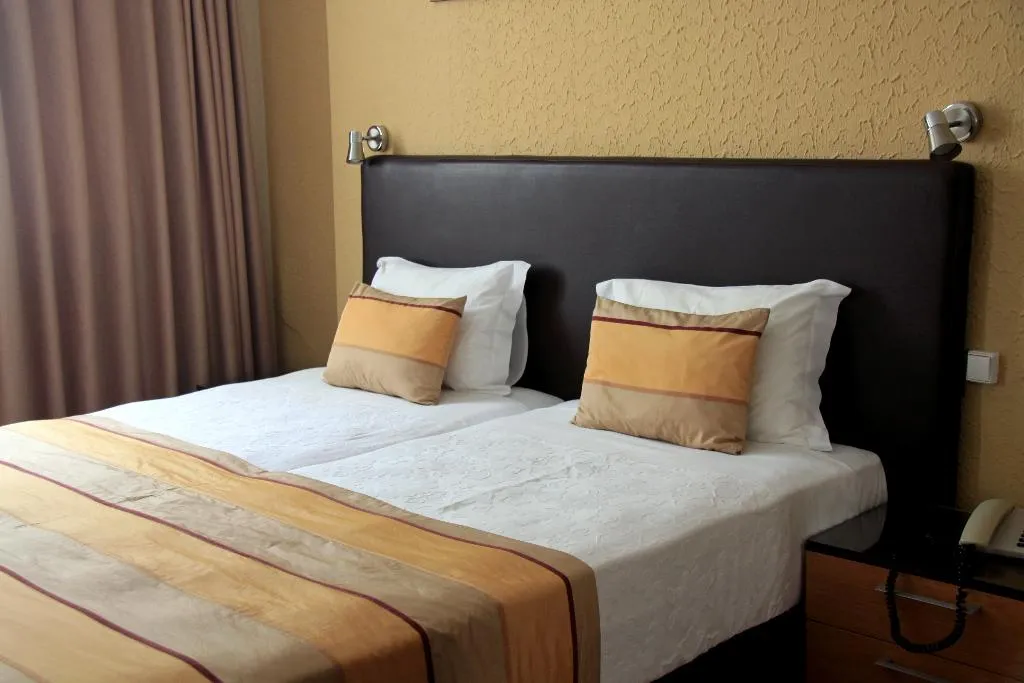 TWIN STANDARD Room, WOT Porto Soul, Porto
