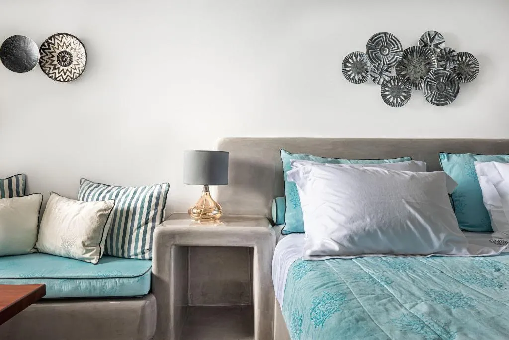 Room, Elements of Caldera Suites, Santorini