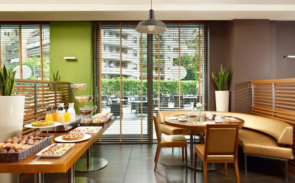 Restaurant, UNA HOTELS The One Milano, Milan