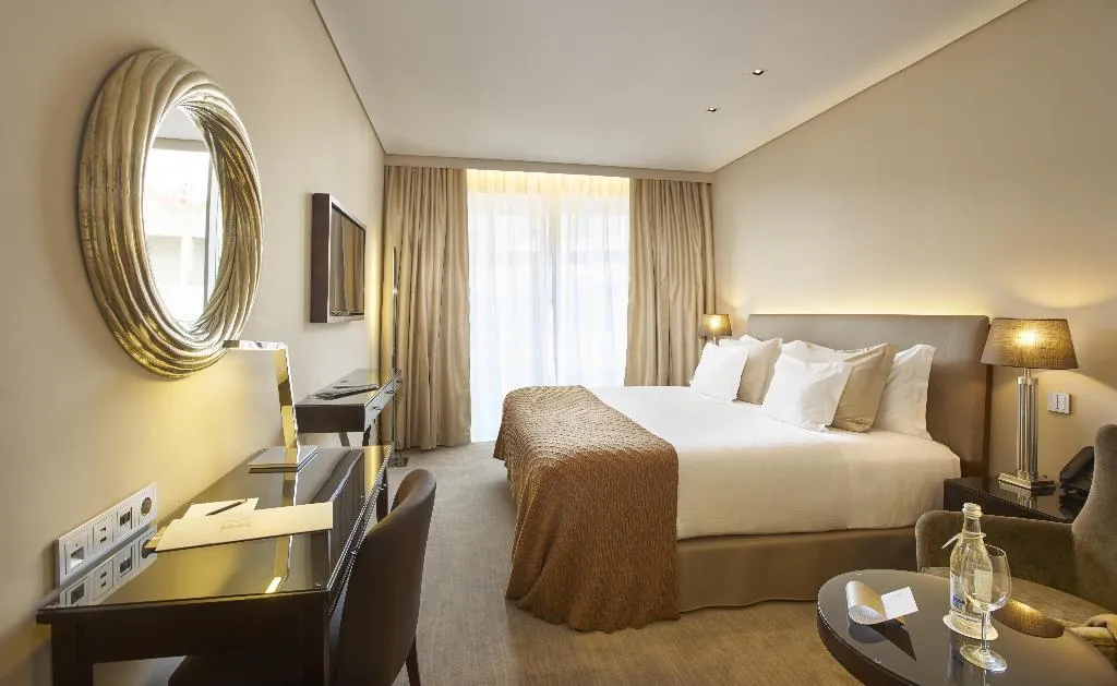 Room, PortoBay Liberdade, Lisbon