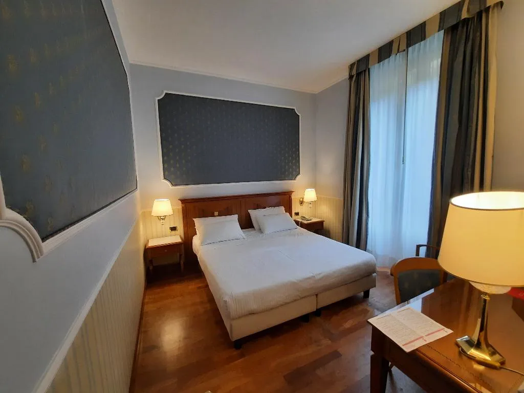 Double or Twin STANDARD Room, Andreola Central Hotel, Milan