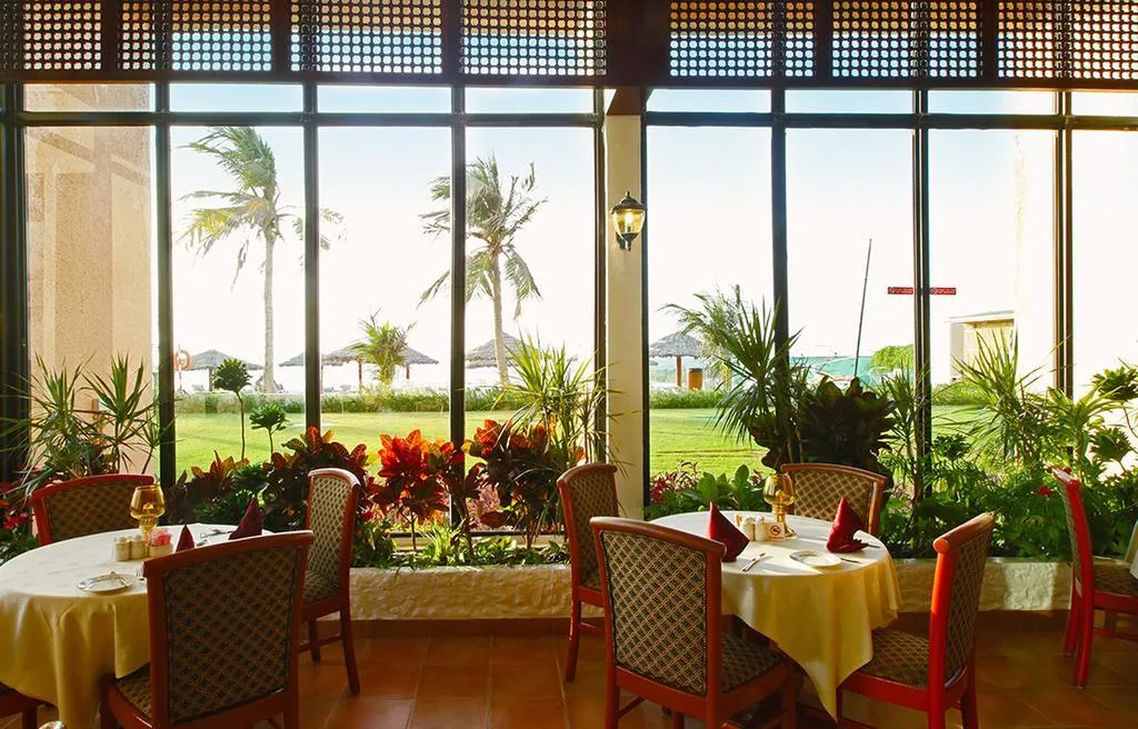 Restaurant, Lou'lou'a Beach Resort Sharjah, Dubai
