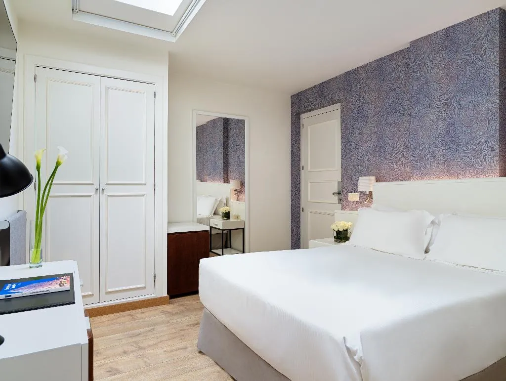 Double or Twin STANDARD Room, H10 Raco del Pi Boutique Hotel, Barcelona