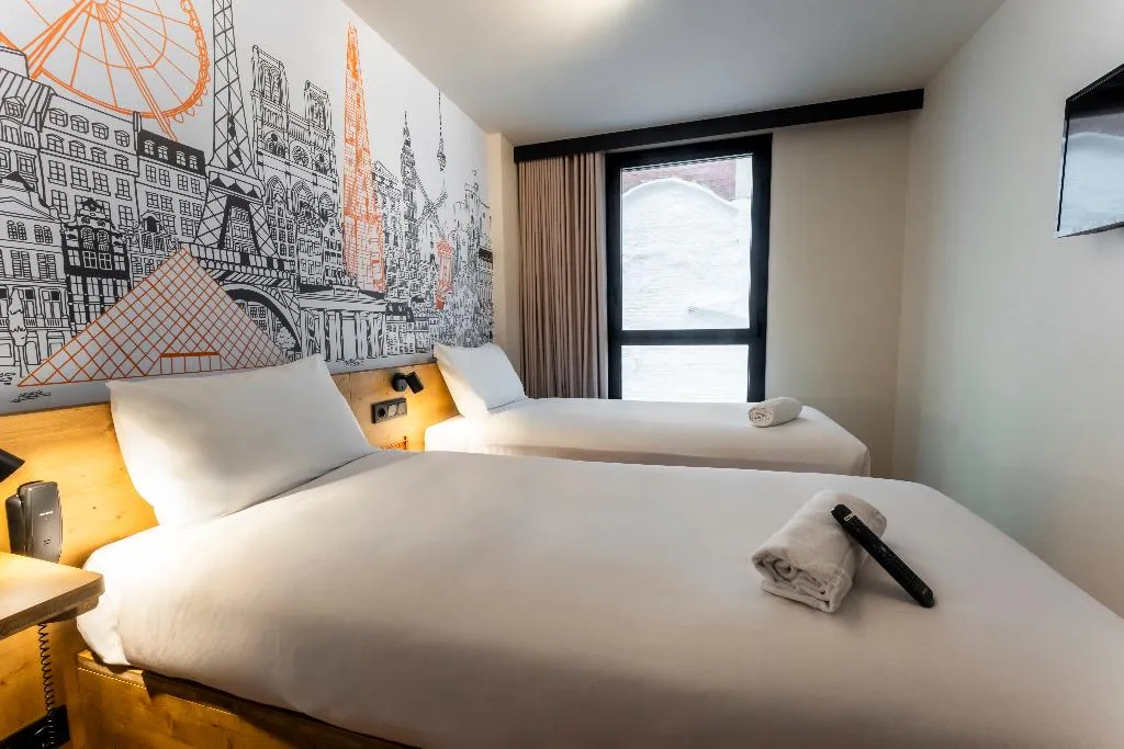 TWIN STANDARD Room, easyHotel Barcelona La Sagrera, Barcelona