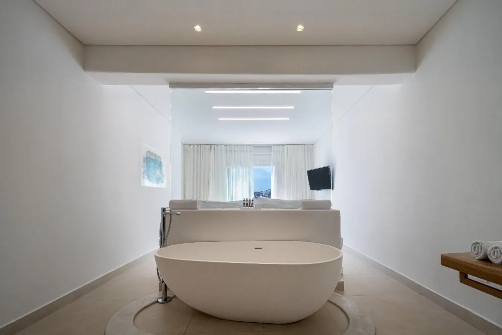 SUITE WITH PRIVATE POOL Room, Nissaki Boutique Hotel, Mykonos