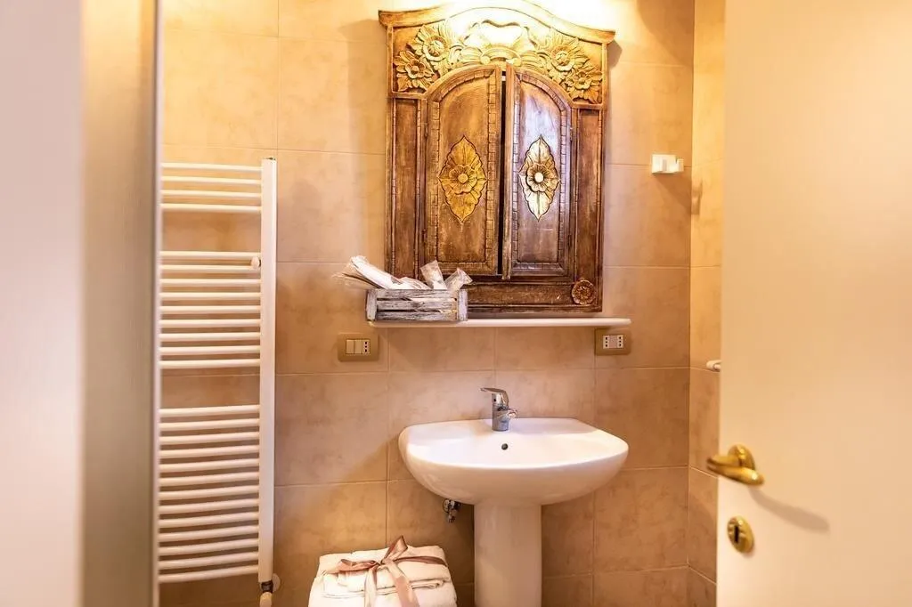 Room, Parco Delle Nazioni, Rome