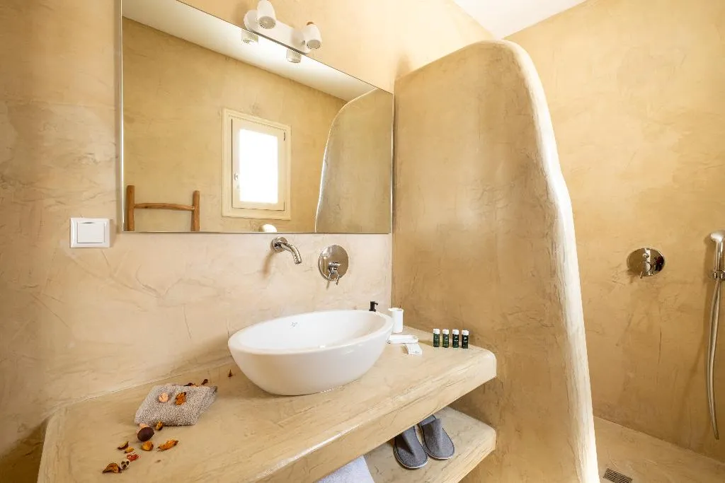 VILLA WITH PRIVATE POOL Room, White Orchid Villa, Santorini