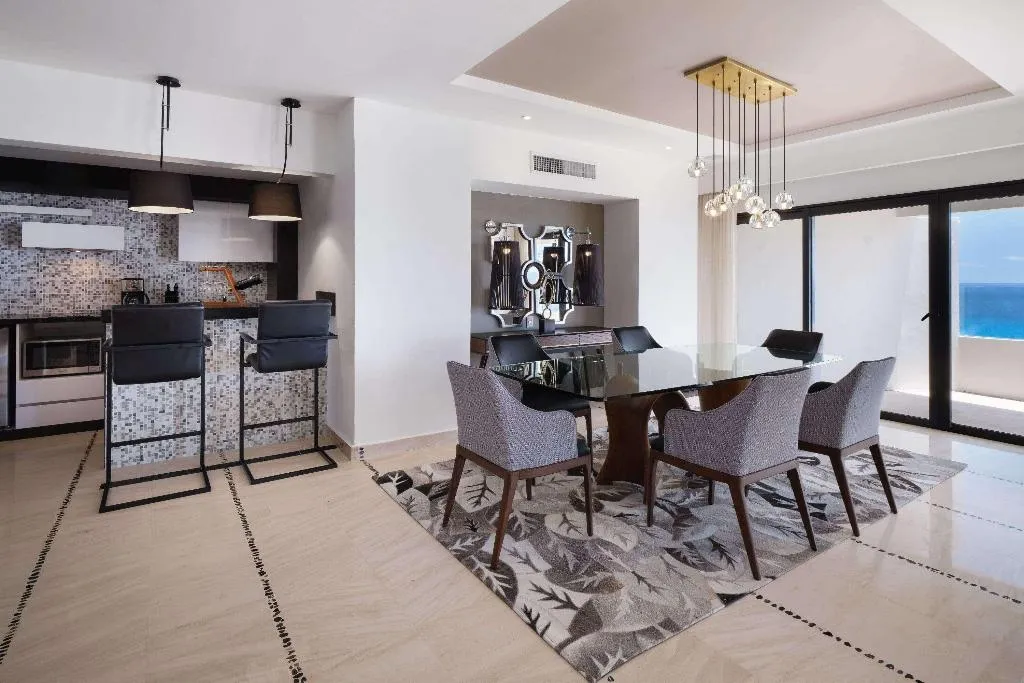 SUITE Presidential Room, Wyndham Grand Cancun All Inclusive Resort & Villas, Cancun Area