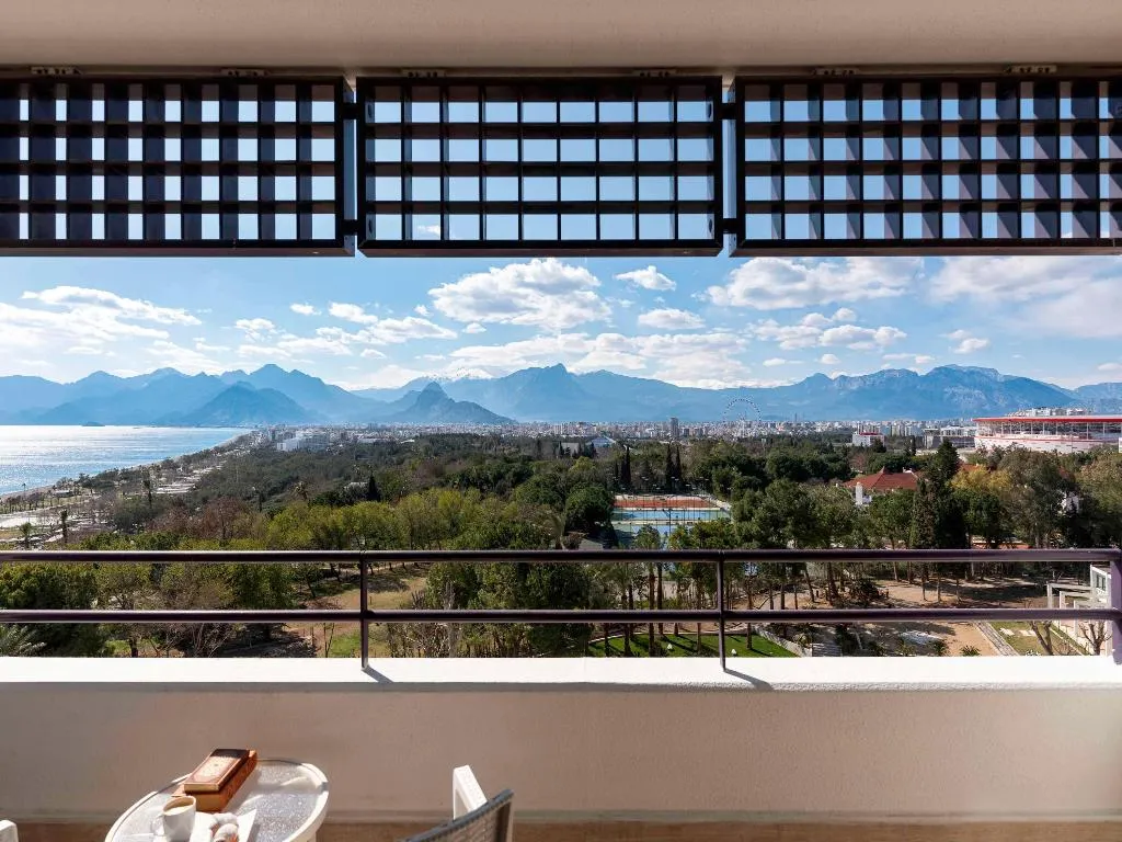 DOUBLE CONNECTING ROOM Room, Rixos Downtown Antalya L.O.L.ThemePark Free Access, Antalya