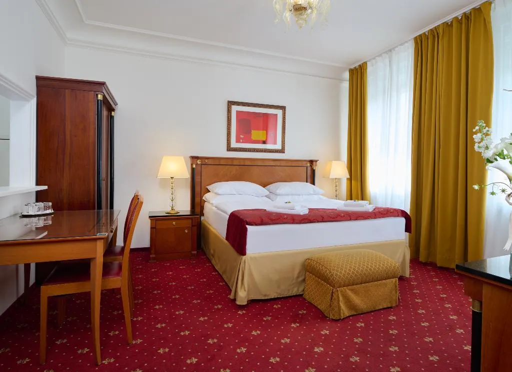 Double or Twin STANDARD Room, Hotel Bologna Prague, Prague