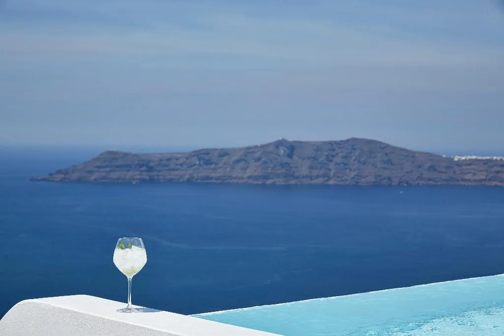 VILLA THREE BEDROOMS WITH PRIVATE POOL Room, Canaves Elefas Villas, Santorini