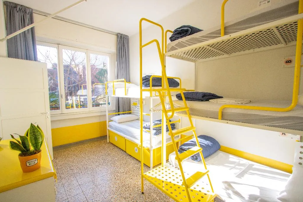 FAMILY ROOM CAPACITY 5 Room, Ostello Bello Lake Como, Milan