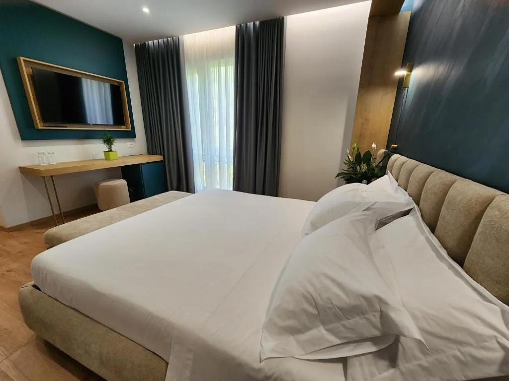 SUITE WITH DOUBLE BED Room, Hotel Gold, Kavaje