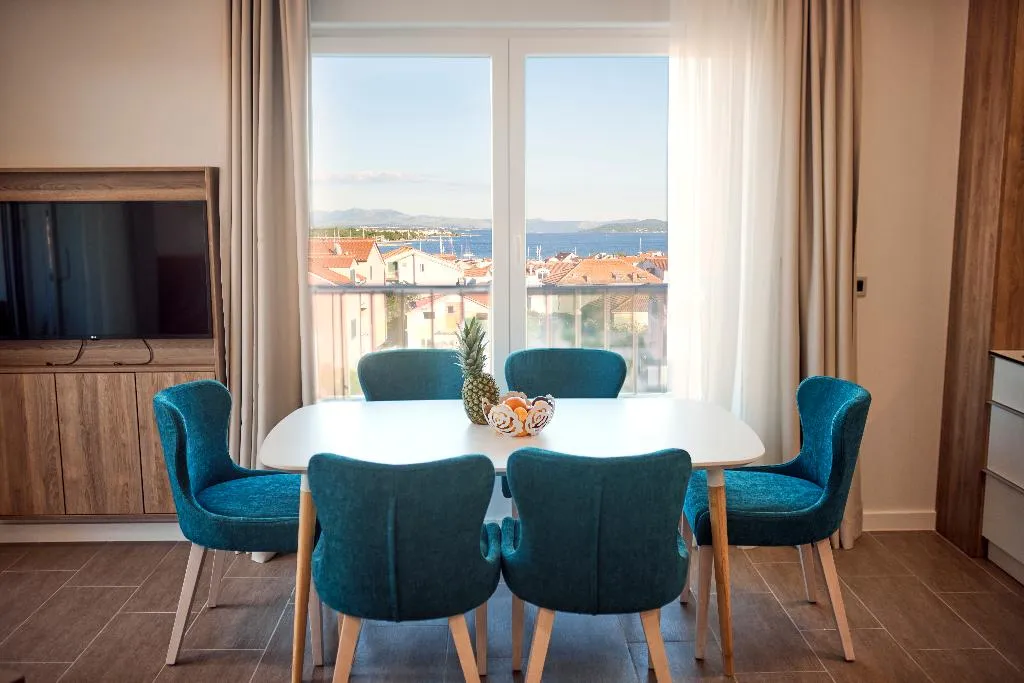 APARTMENT SEA VIEW TWO BEDROOMS Room, Arancini Residence, Split