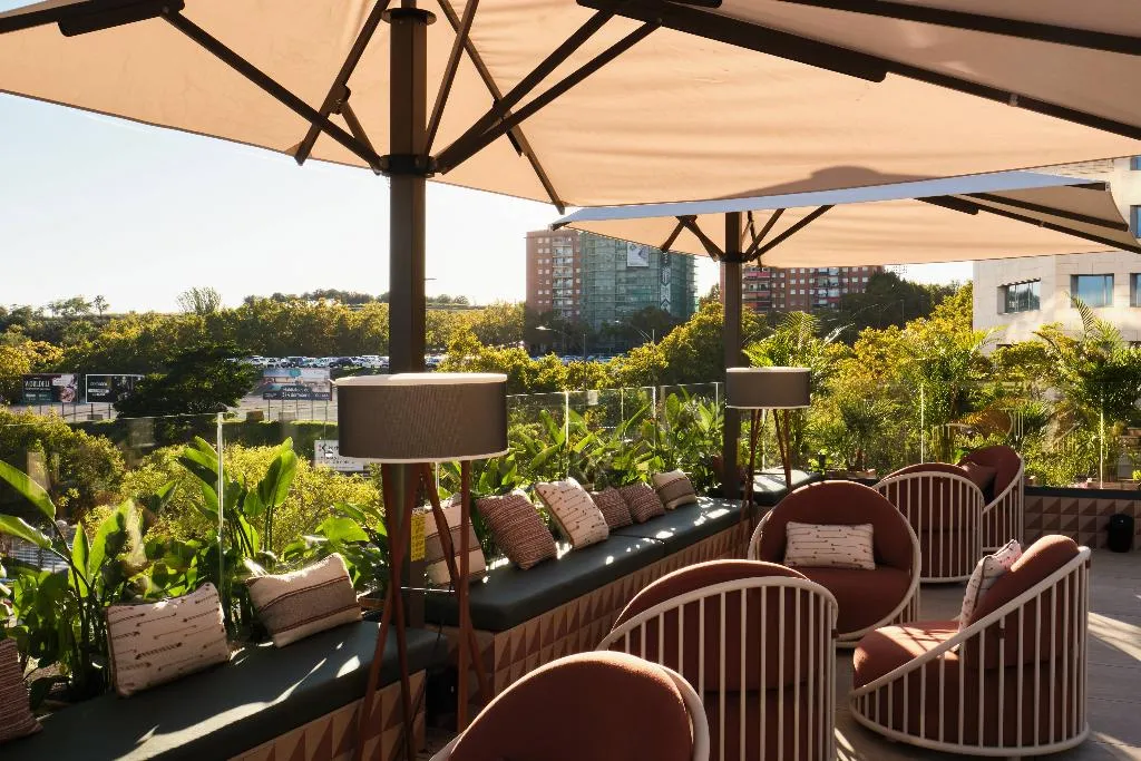 Terrace, Catalonia Gran Hotel Verdi, Barcelona