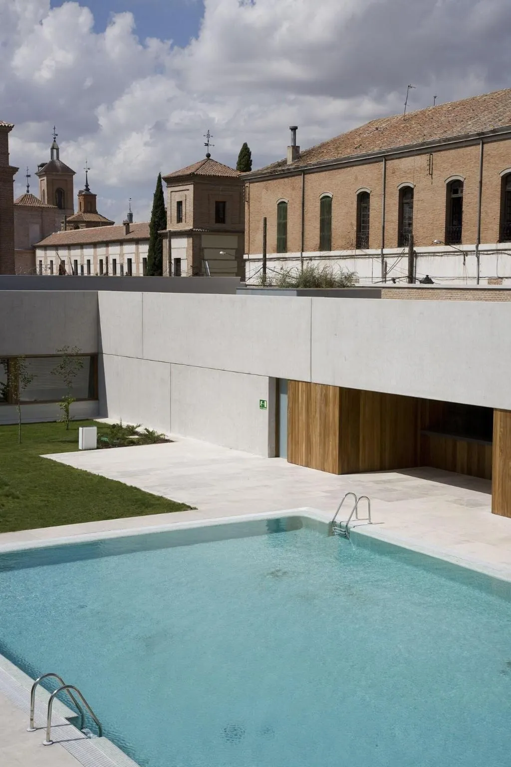 Pool, Parador de Alcala de Henares, Madrid