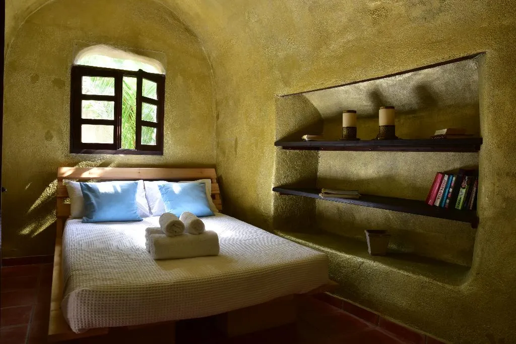 VILLA FOUR BEDROOMS Room, Ducato Wine Village, Santorini