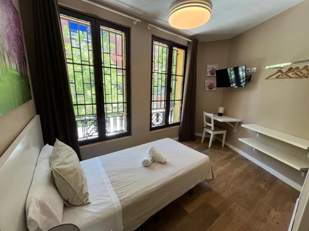 SINGLE STANDARD Room, El Palacete De La Almudayna, Madrid