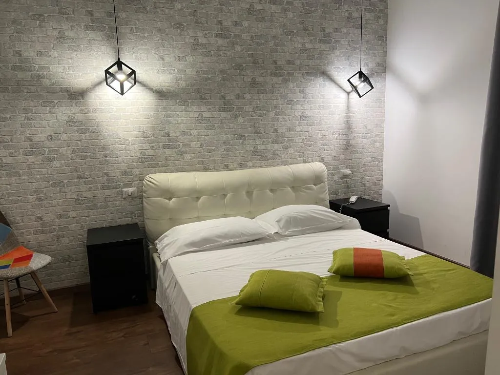 DOUBLE ONE BED Room, Mareneve Resort, Catania